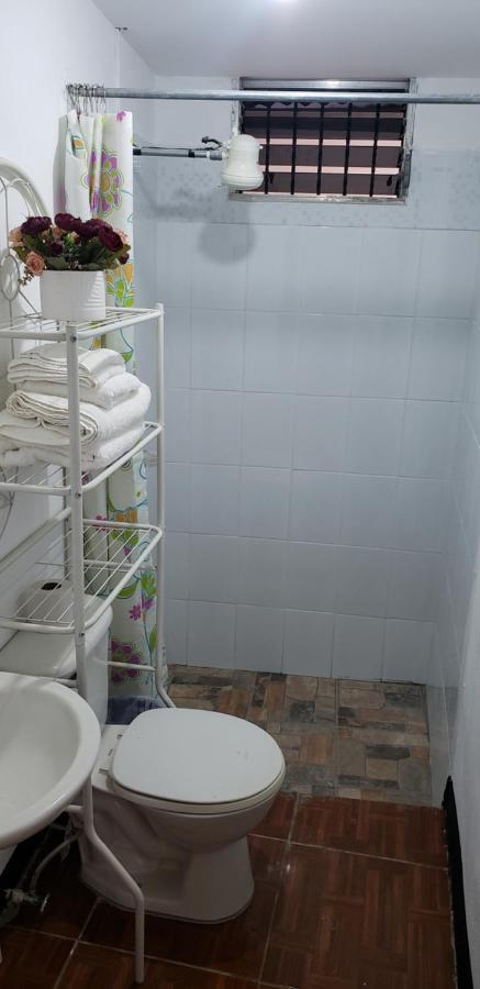 Judys Home - Bed And Breakfast Retalhuleu Exterior foto